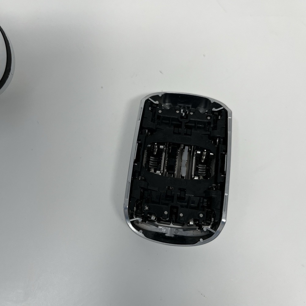 Braun Series 9 S9 Wet & Dry Electric Foil Shaver Silver w/ OEM Charger TESTED - Picture 8 of 9